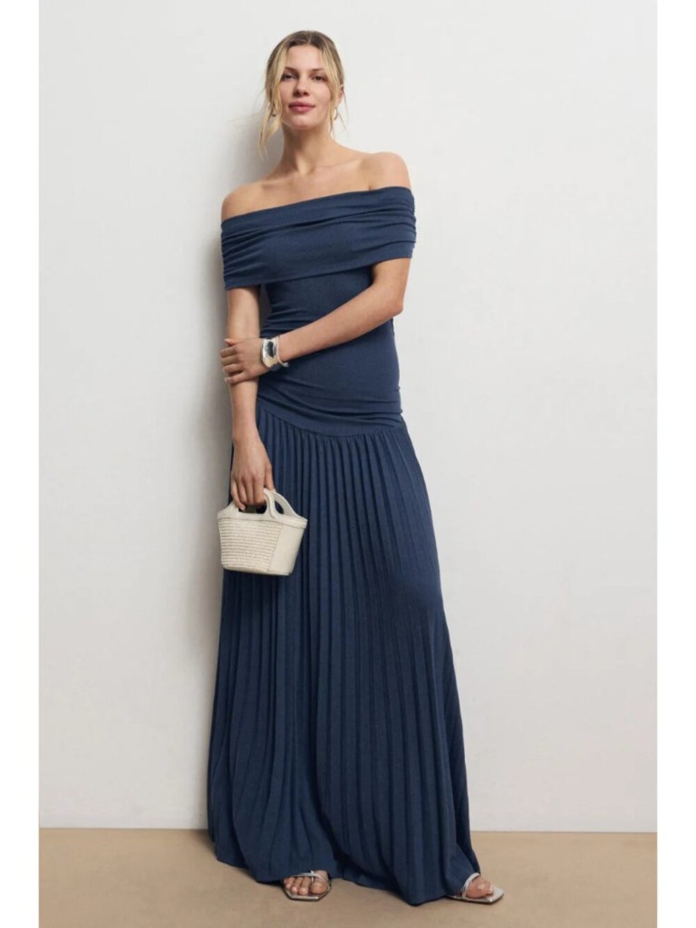 Lioness Navy Blue Off-Shoulder Pleated Maxi Dress - Picture 6 of 15